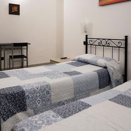 Il Giardino Dell'Eden Bed & Breakfast Acilia Bagian luar foto