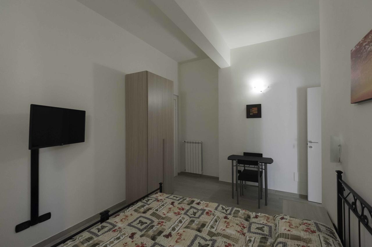 Il Giardino Dell'Eden Bed & Breakfast Acilia Bagian luar foto