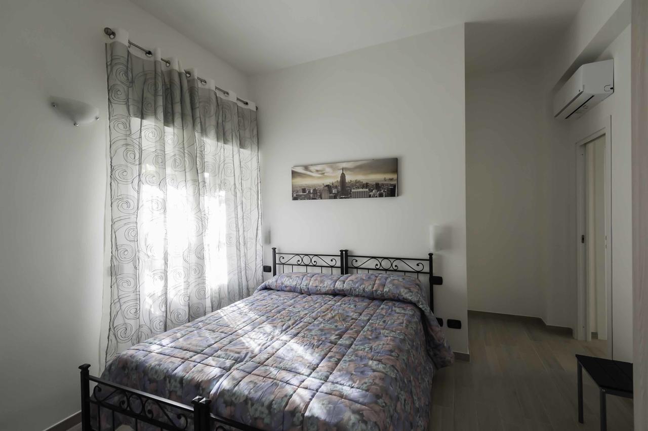 Il Giardino Dell'Eden Bed & Breakfast Acilia Bagian luar foto